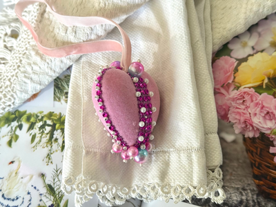 Vintage Valentine - Rosy Pearls